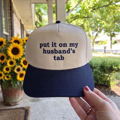 Fashionable Women's Cap with Humorous Quote - Pink and White Design - Image 2