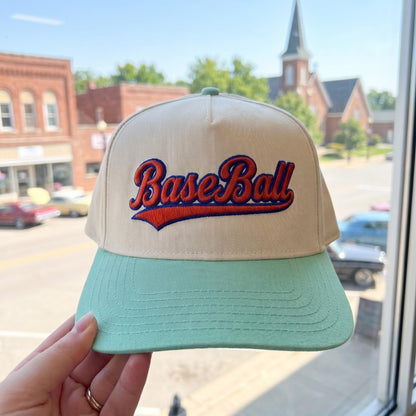 Vintage Style Baseball Cap with Embroidered Lettering - Classic Design - Image 3
